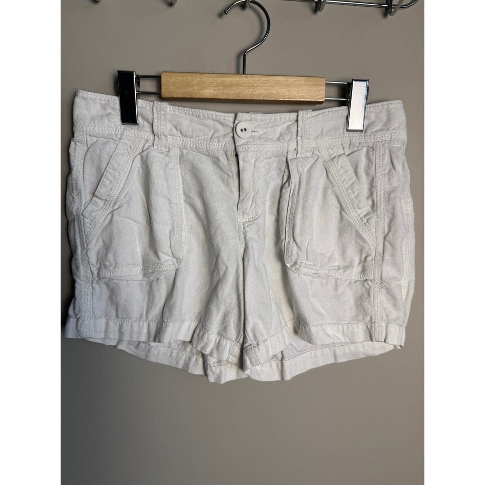 Old Navy White Linen Blend Low-Rise Shorts Size 4 Coastal Beachy Summer Preppy